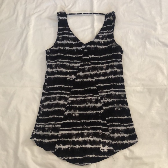 Express Black and White striped chiffon tank - Picture 2 of 3